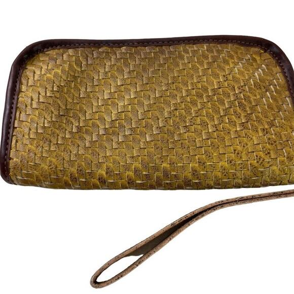 Mode Luxe Womens Woven Brown Tan Wristlet Zip Around Wallet Clutch Coin Purse - Picture 9 of 16